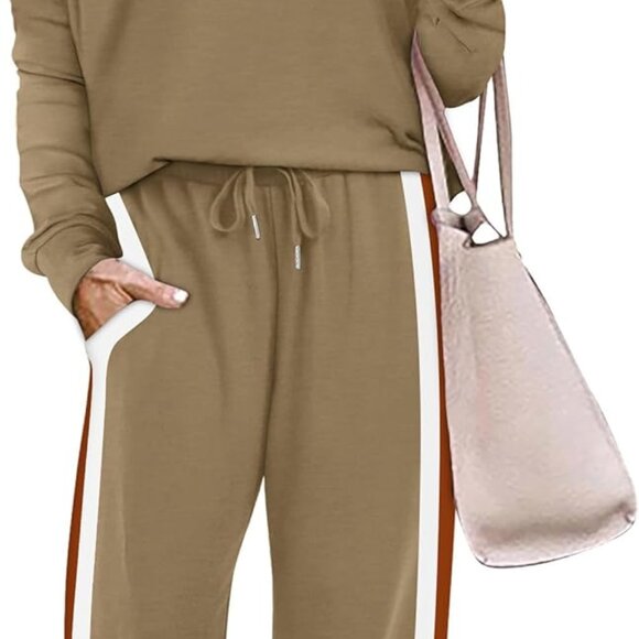 Soft Women's 2 Piece Sweatsuit - Long Sleeve Top, Wide Leg Pants with Pockets - Picture 1 of 5